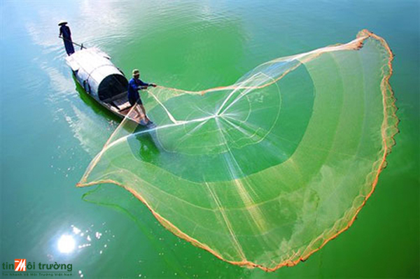 Thời[-]tiết[-]ngày[-]28[-]tháng[-]9:[-]Miền[-]Bắc[-]và[-]miền[-]Trung[-]có[-]nắng[-]mạnh,[-]Tây[-]Nguyên[-]và[-]Nam[-]Bộ[-]đề[-]phòng[-]thời[-]tiết[-]nguy[-]hiểm